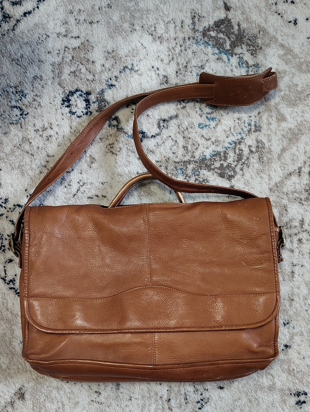 Leather Messenger Bag in Cognac
